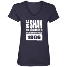 MC SHAN “The monument is right in your face” (Rapamania Collection) oz. T-Shirt Ladies' V-Neck T-Shirt