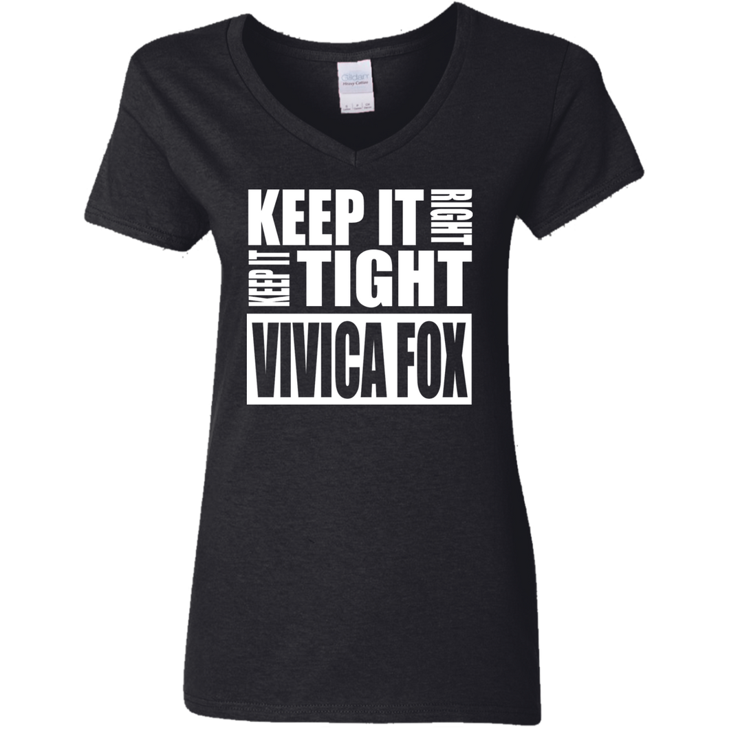 viv disc pionner. V-Neck T-Shirt