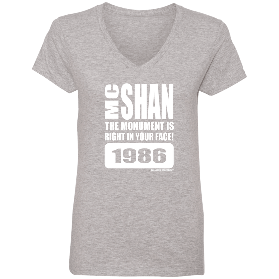 MC SHAN “The monument is right in your face” (Rapamania Collection) oz. T-Shirt Ladies' V-Neck T-Shirt